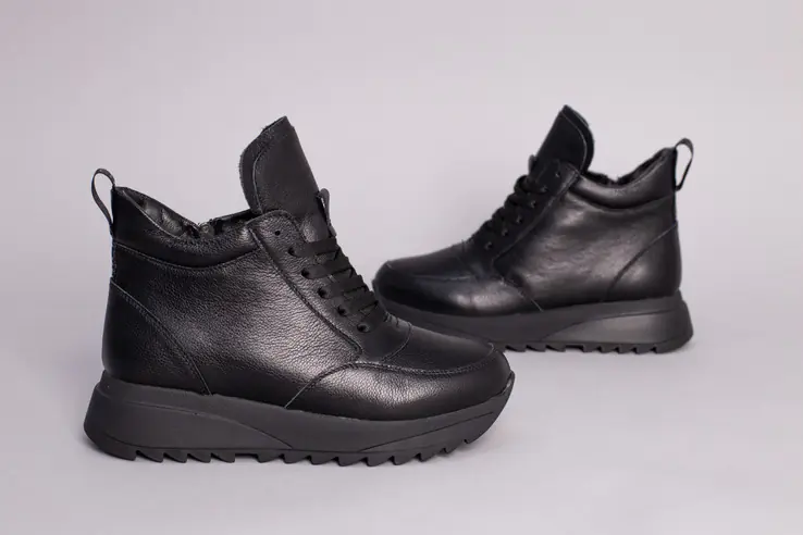 Кросівки жіночі шкіра флотар чорного кольору на хутрі фото 7 — інтернет-магазин Tapok