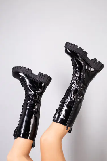 Чоботи жіночі шкіра наплак чорного кольору зі шнурівкою демісезонні фото 5 — інтернет-магазин Tapok