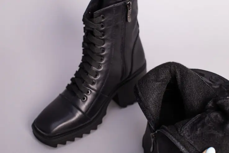 Ботинки женские кожаные черного цвета на небольшом каблуке фото 14 — интернет-магазин Tapok
