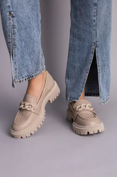 Туфли женские кожаные бежевого цвета фото 3 — интернет-магазин Tapok