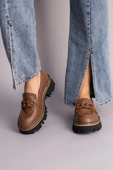 Туфлі жіночі шкіряні коричневого кольору фото 4 — інтернет-магазин Tapok
