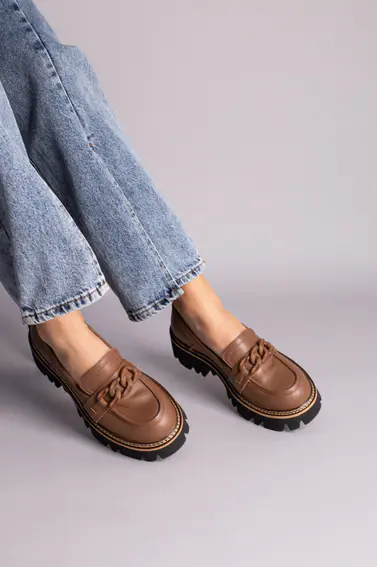 Туфлі жіночі шкіряні коричневого кольору фото 5 — інтернет-магазин Tapok