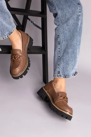 Туфлі жіночі шкіряні коричневого кольору фото 6 — інтернет-магазин Tapok