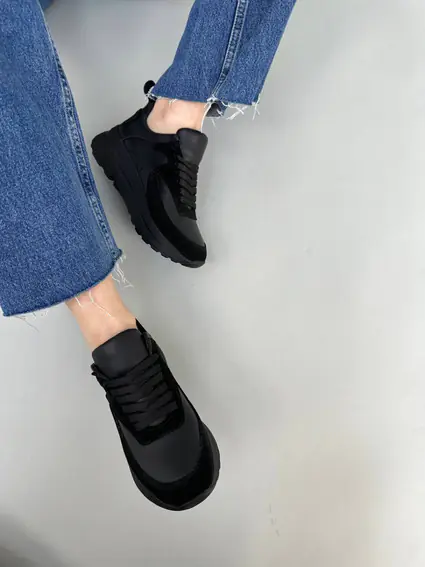 Кросівки жіночі шкіряні чорні з вставками чорної замші фото 12 — інтернет-магазин Tapok