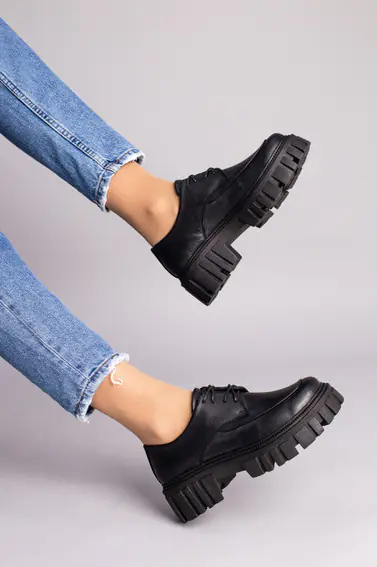 Туфлі жіночі шкіра флотар чорні на шнурівці фото 5 — інтернет-магазин Tapok
