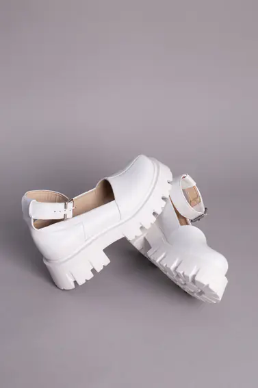 Туфли женские кожаные белые на массивной подошве фото 10 — интернет-магазин Tapok