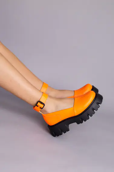 Туфлі жіночі шкіряні помаранчеві на масивній підошві фото 6 — інтернет-магазин Tapok