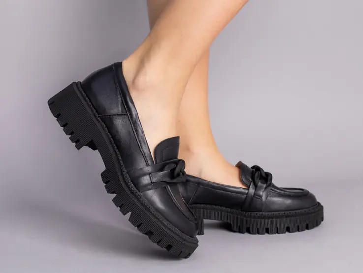 Туфли женские кожаные черного цвета фото 8 — интернет-магазин Tapok