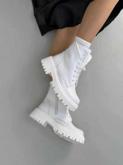 Ботинки женские кожаные белые на низком ходу фото 14 — интернет-магазин Tapok