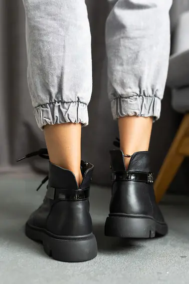 Женские ботинки кожаные весна/осень черные Milord 1070 на байке фото 4 — интернет-магазин Tapok
