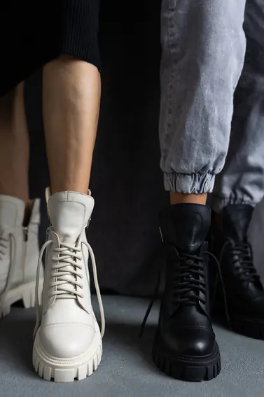Женские ботинки кожаные зимние черные Udg 2202/1А набивная шерсть фото 3 — интернет-магазин Tapok