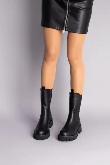 Ботинки челси женские кожаные черные демисезонные фото 2 — интернет-магазин Tapok