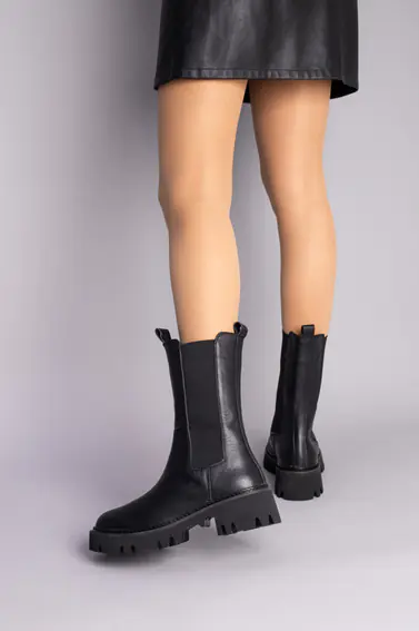 Ботинки челси женские кожаные черные демисезонные фото 5 — интернет-магазин Tapok