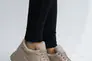 Жіночі кросівки шкіряні зимові бежеві Yuves 97780 На хутрі Фото 7