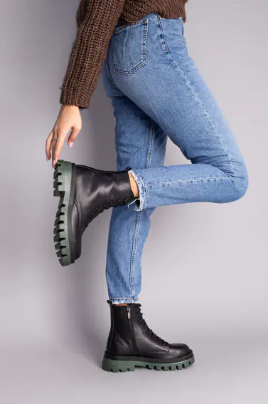 Ботинки женские кожаные черные демисезонные фото 6 — интернет-магазин Tapok