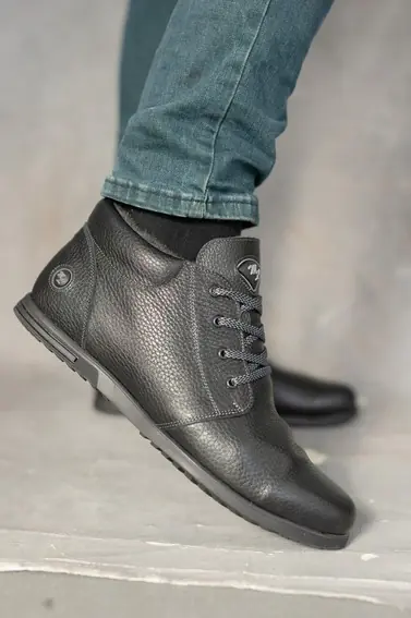Мужские ботинки кожаные зимние черные Milord ТЮ на меху фото 1 — интернет-магазин Tapok
