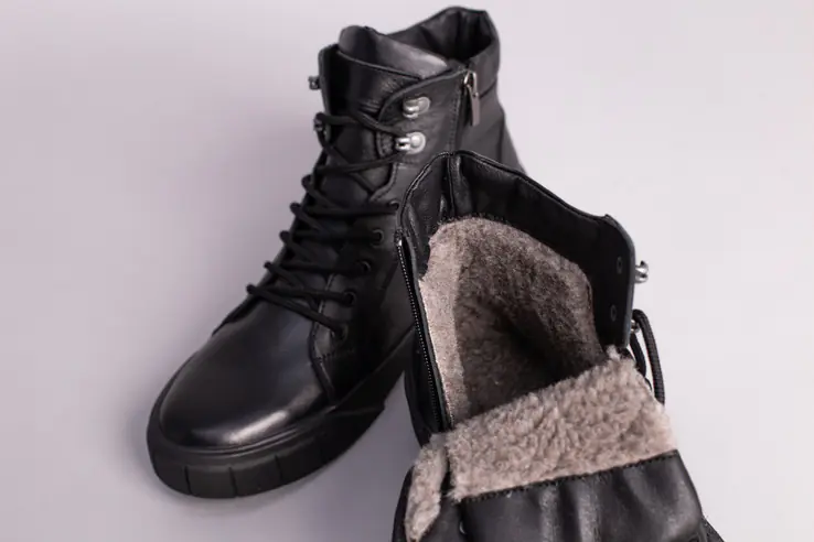 Ботинки мужские кожаные черного цвета зимние фото 4 — интернет-магазин Tapok