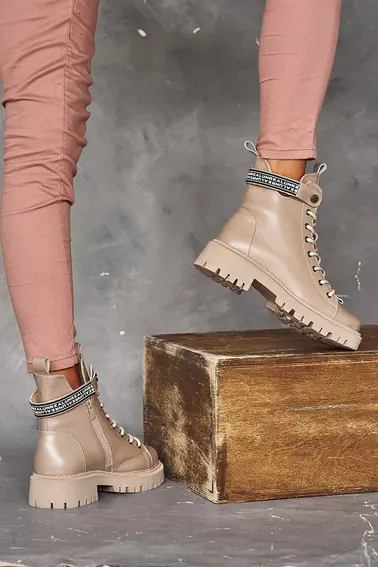 Жіночі черевики шкіряні зимові бежеві Vikont 45-37-19 на хутрі фото 6 — інтернет-магазин Tapok