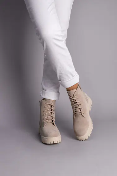 Ботинки женские замшевые бежевые на шнурках и с замком на меху фото 6 — интернет-магазин Tapok