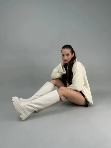 Чоботи жіночі шкіряні молочного кольору зимові фото 19 — інтернет-магазин Tapok