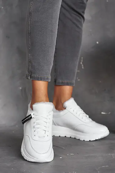 Жіночі кросівки шкіряні зимові білі Yuves 8011 на хутрі фото 12 — інтернет-магазин Tapok