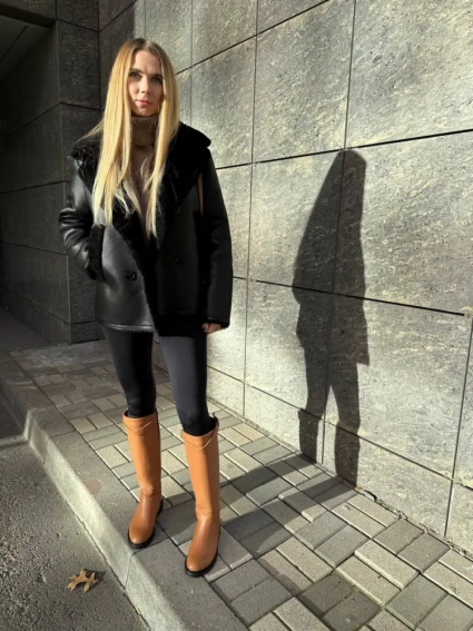 Сапоги женские кожаные коричневого цвета с ремешком без каблука зимние фото 20 — интернет-магазин Tapok