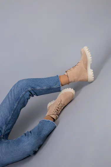 Черевики жіночі пудрові замшеві на шнурках зимові фото 8 — інтернет-магазин Tapok