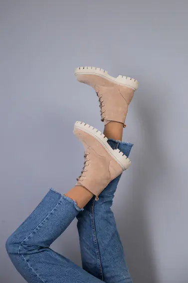 Черевики жіночі пудрові замшеві на шнурках зимові фото 11 — інтернет-магазин Tapok