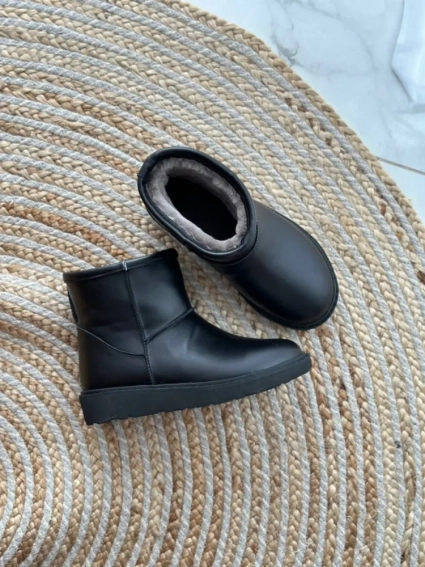 Угги женские кожаные черного цвета фото 20 — интернет-магазин Tapok