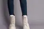 Ботинки женские кожаные молочного цвета на меху Фото 3