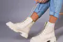 Ботинки женские кожаные молочного цвета на шнурках и с замком зимние Фото 6