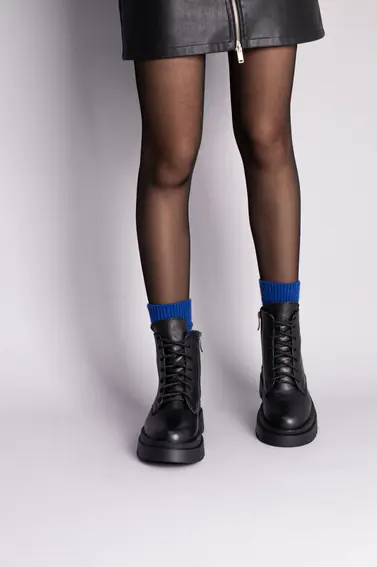 Ботинки женские кожаные черного цвета на меху фото 4 — интернет-магазин Tapok