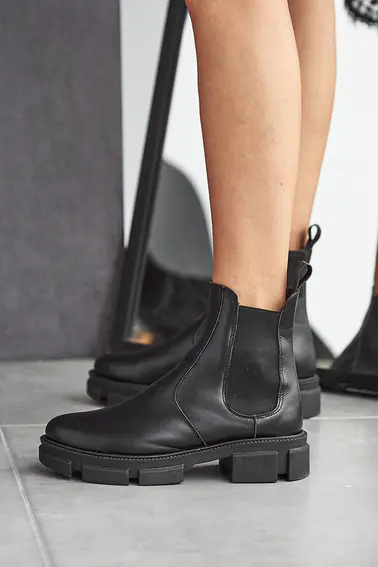 Женские ботинки кожаные зимние черные Чобіток 208 на меху фото 7 — интернет-магазин Tapok