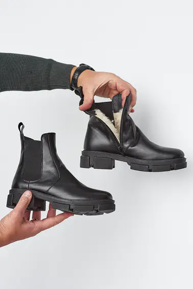 Женские ботинки кожаные зимние черные Чобіток 208 на меху фото 9 — интернет-магазин Tapok