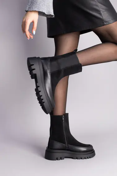 Ботинки женские замшевые черные с кожаной вставкой зимние фото 4 — интернет-магазин Tapok