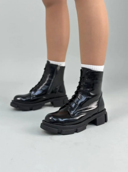 Ботинки женские кожа наплак черные на шнурках и с замком зимние фото 8 — интернет-магазин Tapok