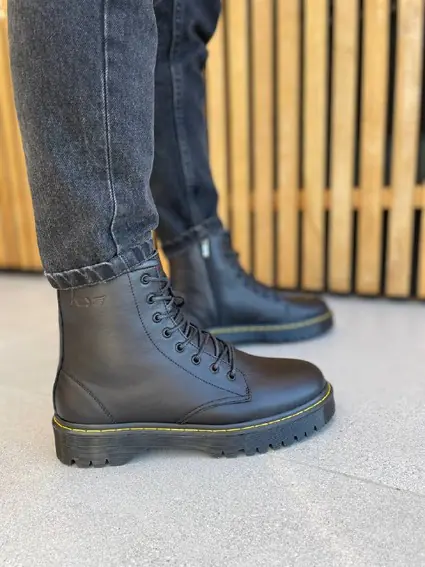 Ботинки мужские кожаные черного цвета с желтой строчкой зимние фото 2 — интернет-магазин Tapok