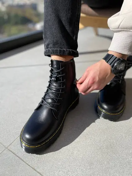Ботинки мужские кожаные черного цвета с желтой строчкой зимние фото 13 — интернет-магазин Tapok