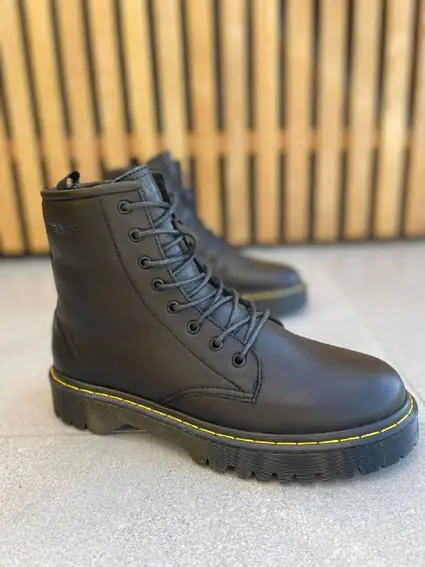 Ботинки мужские кожаные черного цвета с желтой строчкой зимние фото 18 — интернет-магазин Tapok