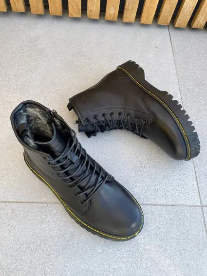 Ботинки мужские кожаные черного цвета с желтой строчкой зимние фото 19 — интернет-магазин Tapok