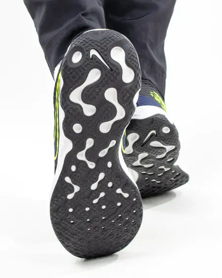 Кросівки Nike  RENEW RIDE 2 CU3507-001 фото 4 — інтернет-магазин Tapok