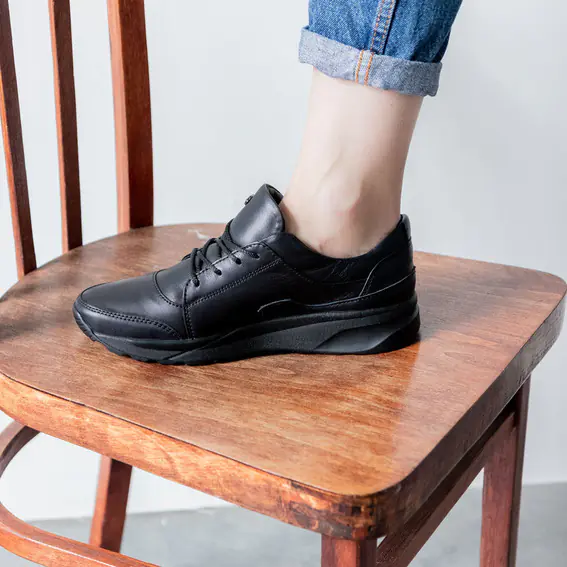 Кросівки жіночі шкіряні 581671 Чорні фото 7 — інтернет-магазин Tapok