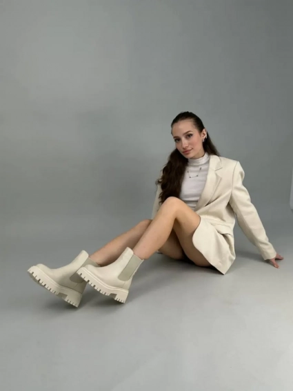 Челси женские кожаные молочного цвета демисезонные фото 18 — интернет-магазин Tapok