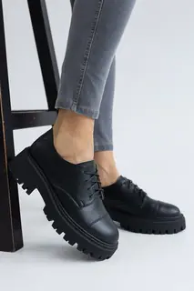 Женские туфли кожаные весна/осень черные Yuves 170 Style