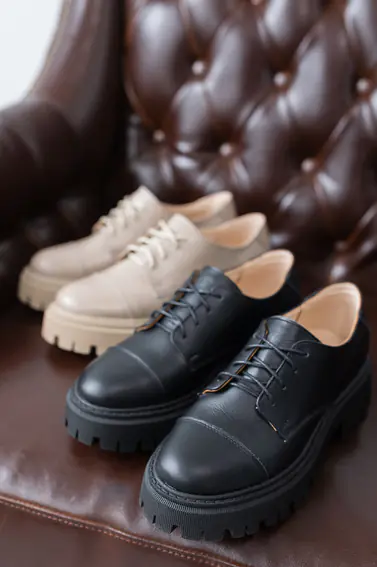Женские туфли кожаные весна/осень черные Yuves 170 Style фото 6 — интернет-магазин Tapok