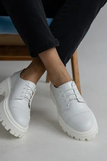 Женские туфли кожаные весна/осень белые Yuves 170 Style фото 5 — интернет-магазин Tapok