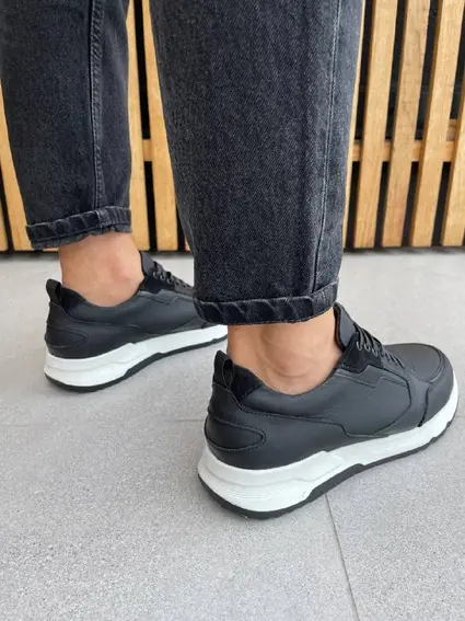 Кросівки чоловічі шкіряні чорні матові фото 9 — інтернет-магазин Tapok