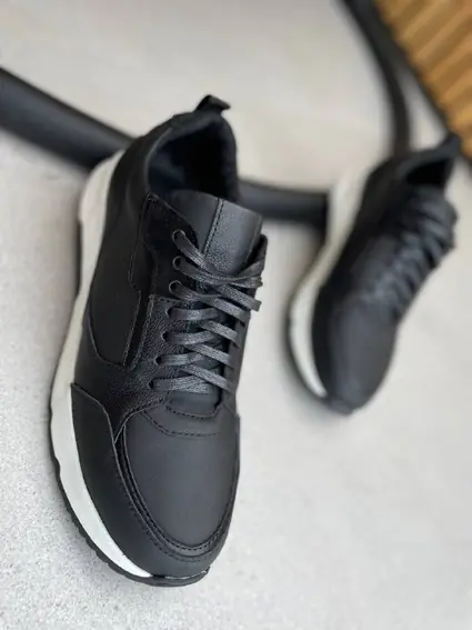 Кросівки чоловічі шкіряні чорні матові фото 17 — інтернет-магазин Tapok