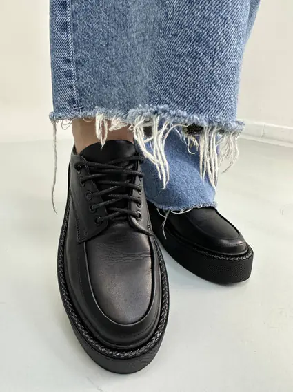 Туфли женские кожаные черного цвета на шнурках фото 8 — интернет-магазин Tapok