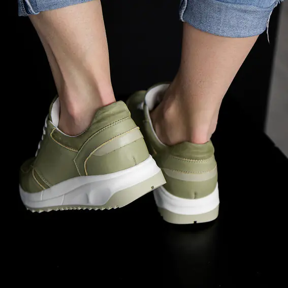 Кросівки жіночі шкіряні 4S 582011 Зелені фото 2 — інтернет-магазин Tapok